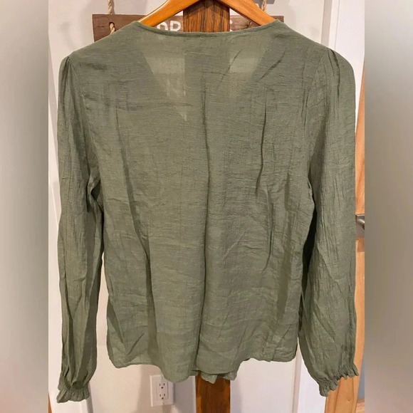 Nanette Lepore Women’s Green Smocked Pleated Long Sleeve Boho Blouse Small EUC - Picture 4 of 8